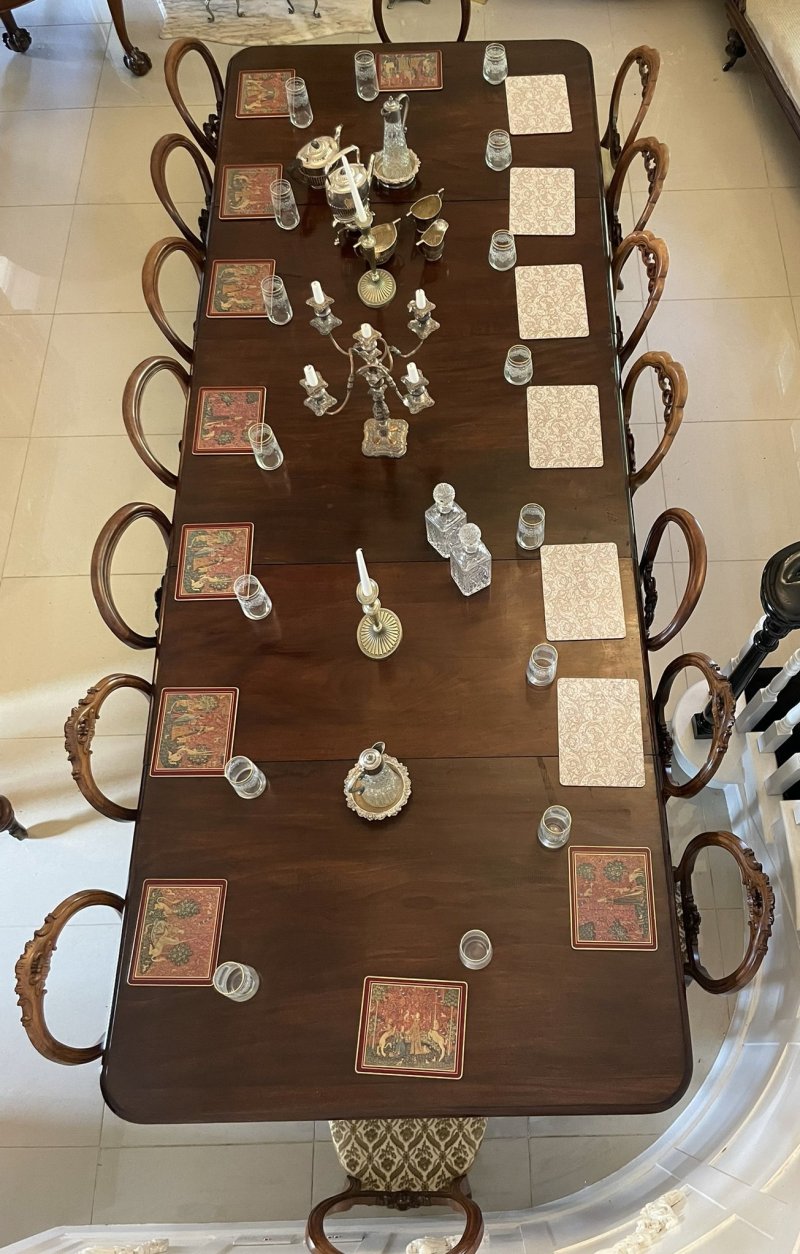 Outstanding Quality Antique William IV 16 Seater Mahogany Three Pedestal Dining Table